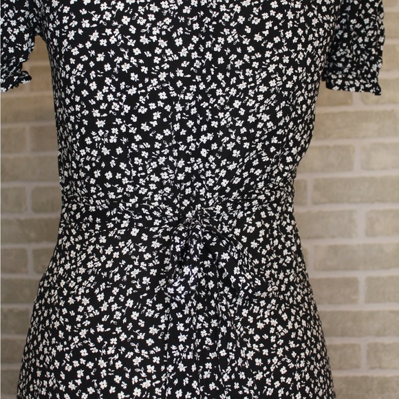 Floral dress - Picture 3 of 5